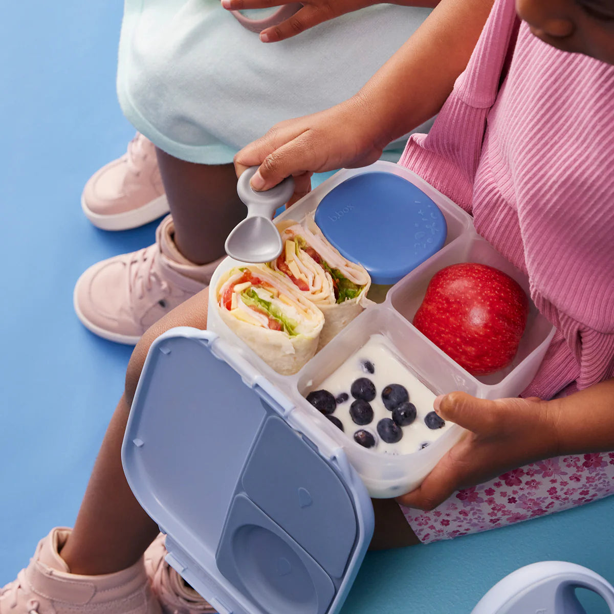 Set 3 recipiente pentru gustări b.box (diverse culori)