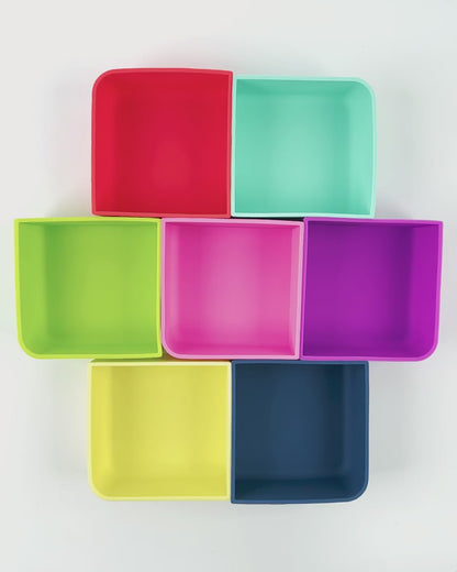 MontiiCo Feast Square Tray (több színben)